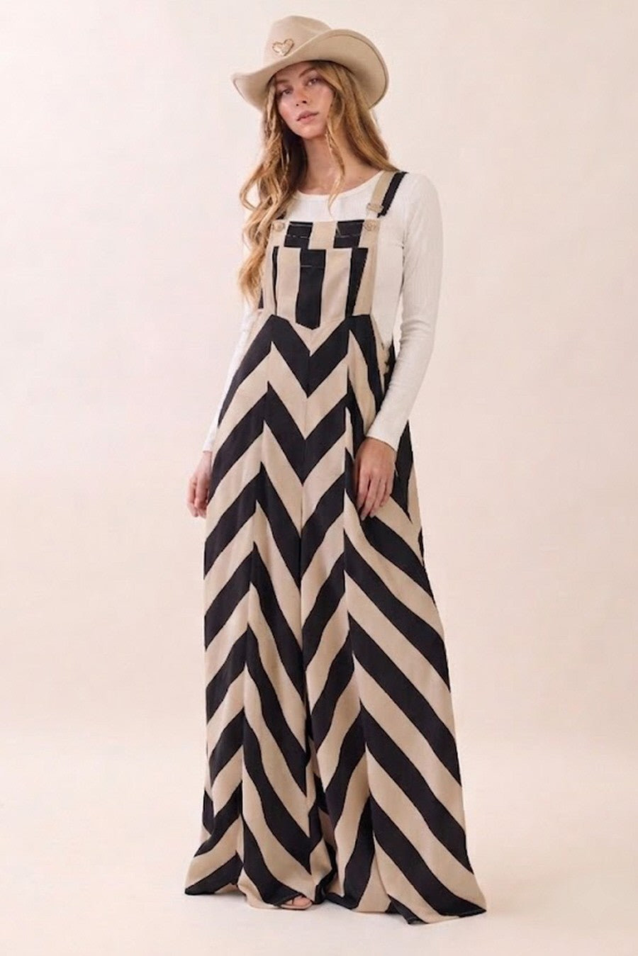 Boho Chevron Stripe Wide-Leg Maxi Jumpsuit – Black & Cream