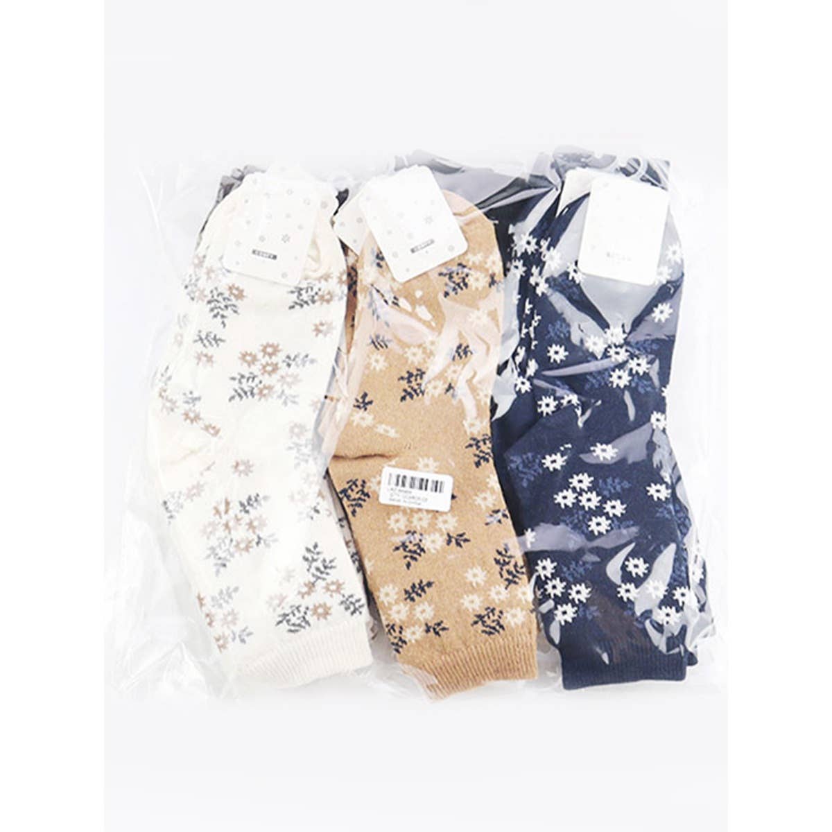 Floral Cabin Cozy Crew Socks