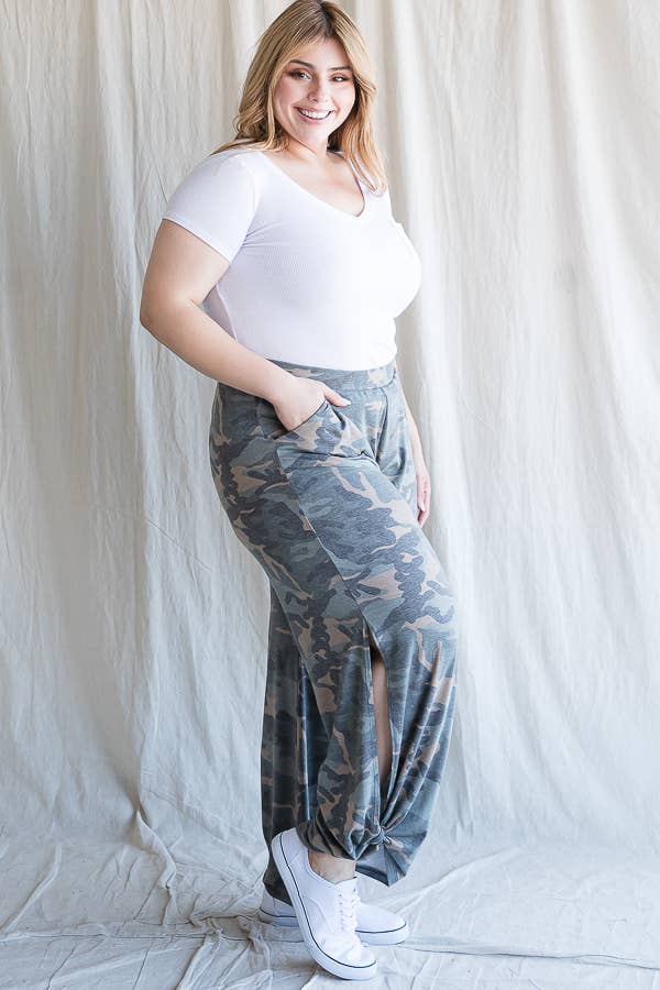 [PLUS SIZE] Camo Print Plus-Size Women's Pants P3585XL