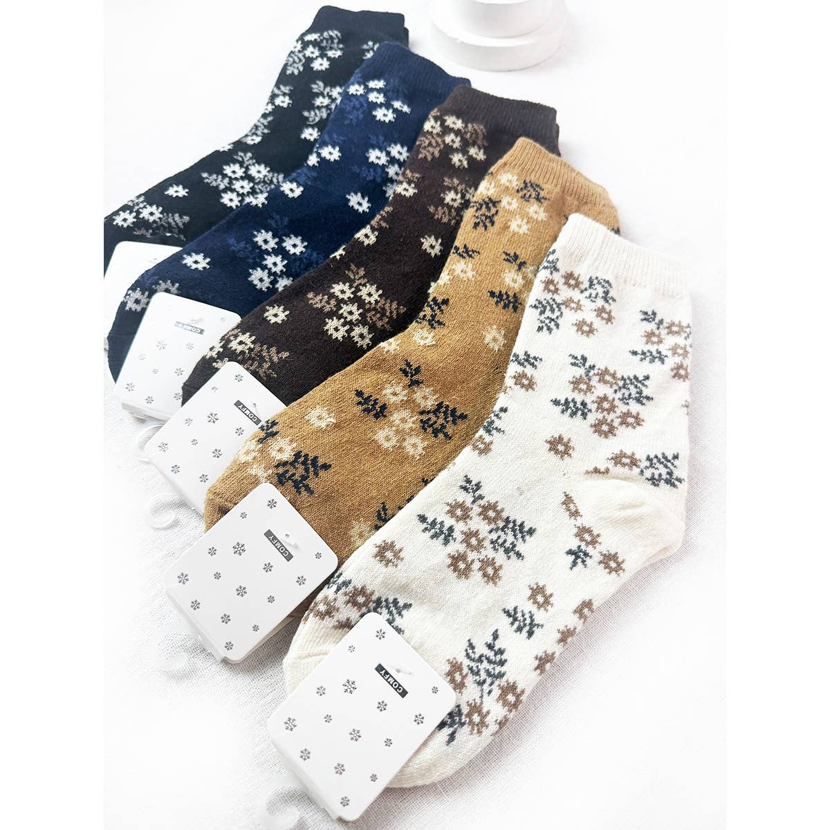 Floral Cabin Cozy Crew Socks