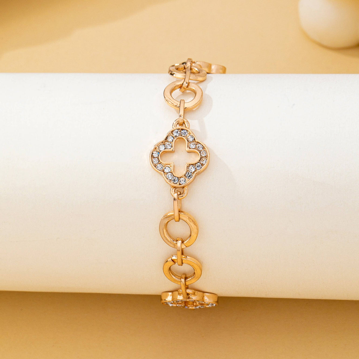 Golden Clover Sparkle Link Bracelet