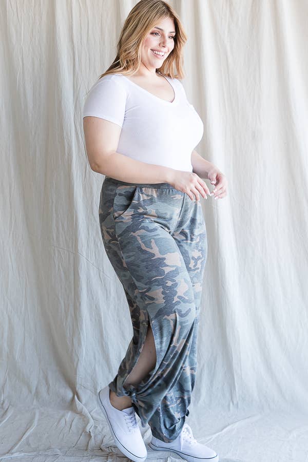 [PLUS SIZE] Camo Print Plus-Size Women's Pants P3585XL