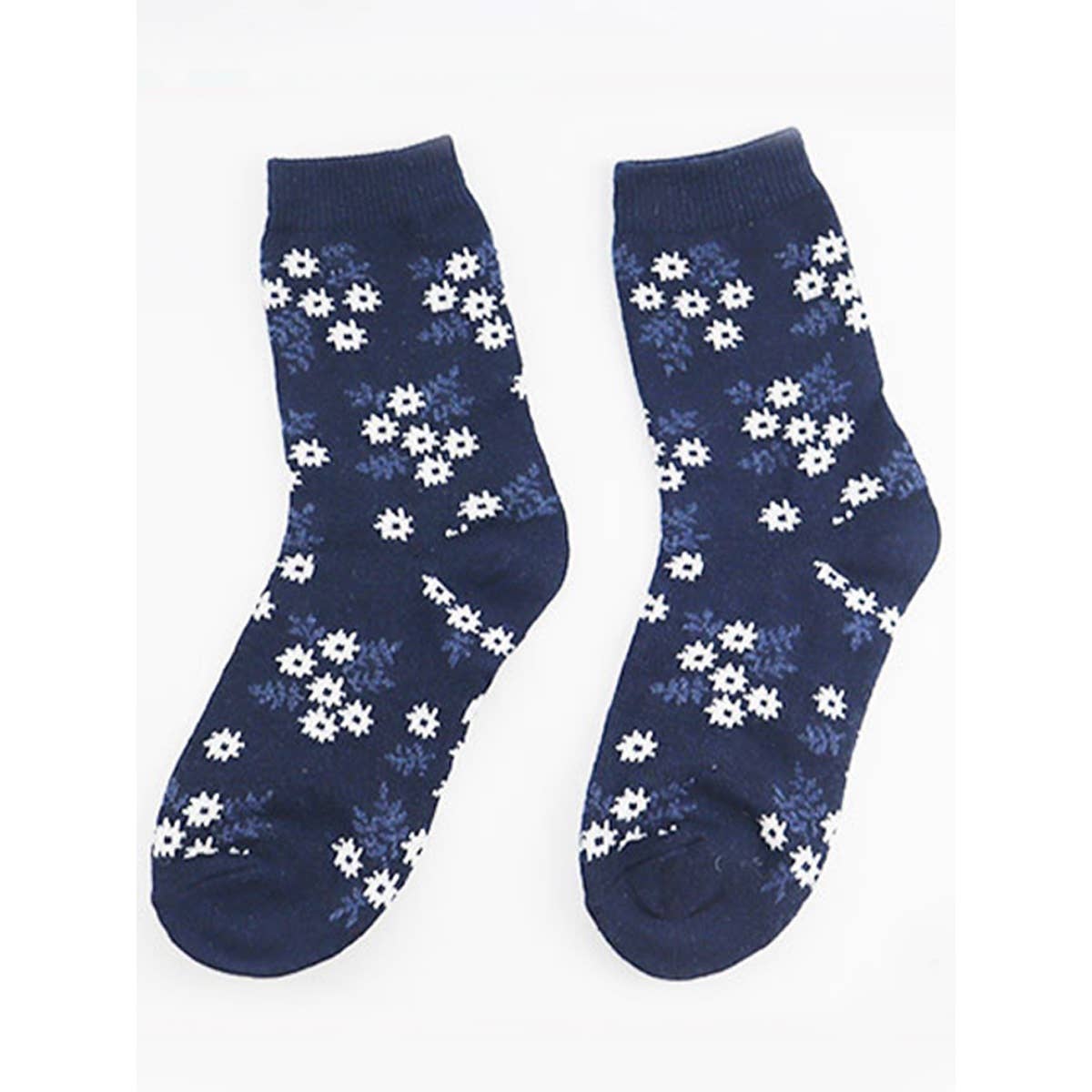 Floral Cabin Cozy Crew Socks