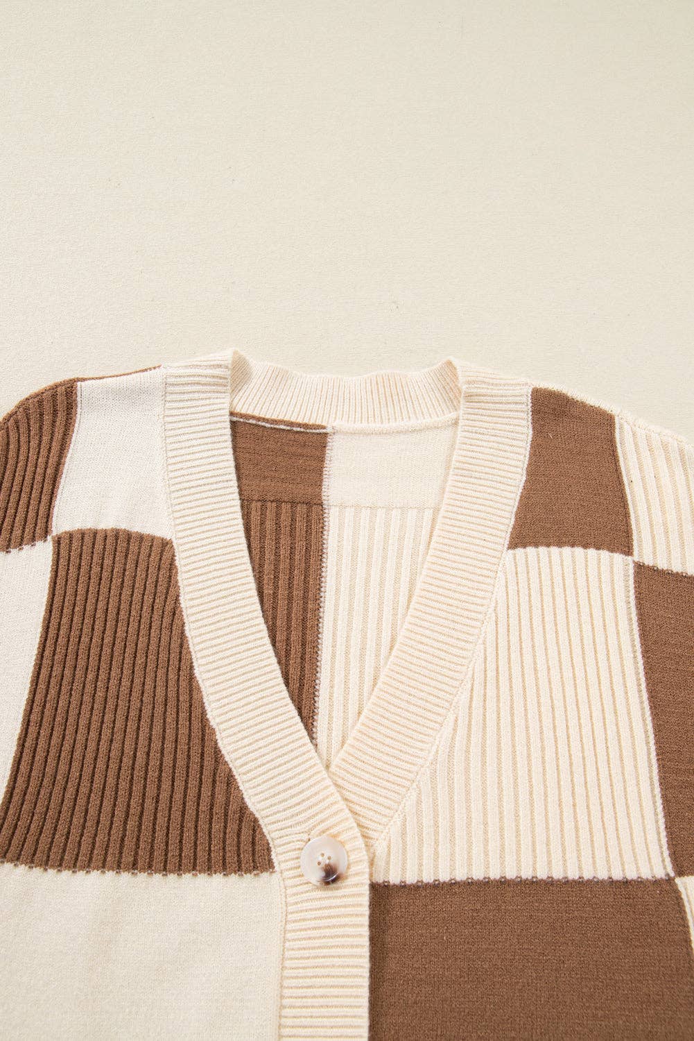 Plus Size Checker Ribbed Buttoned V-Neck Cardigan